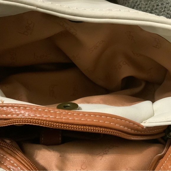 BOC- brown/grey and cream colored shoulder bag. Leather straps. 3 sections. - Picture 3 of 9